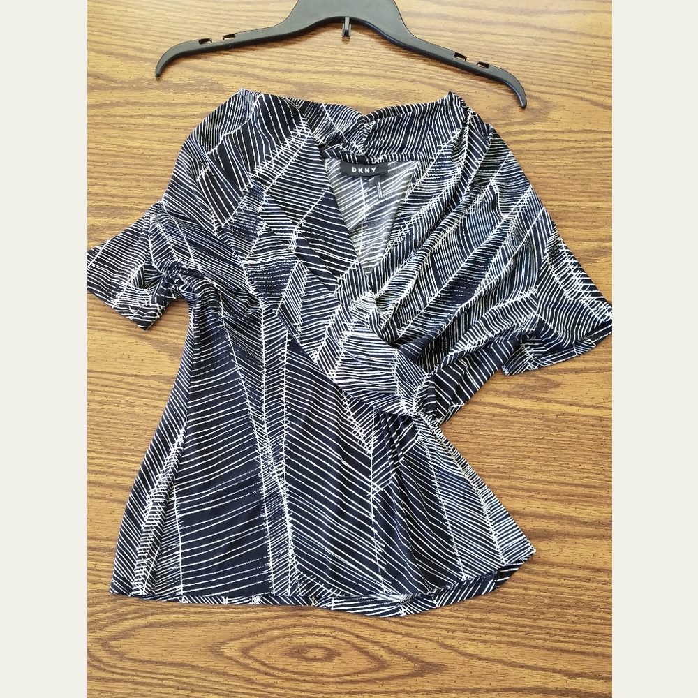 DKNY Woman's Blouse - Medium